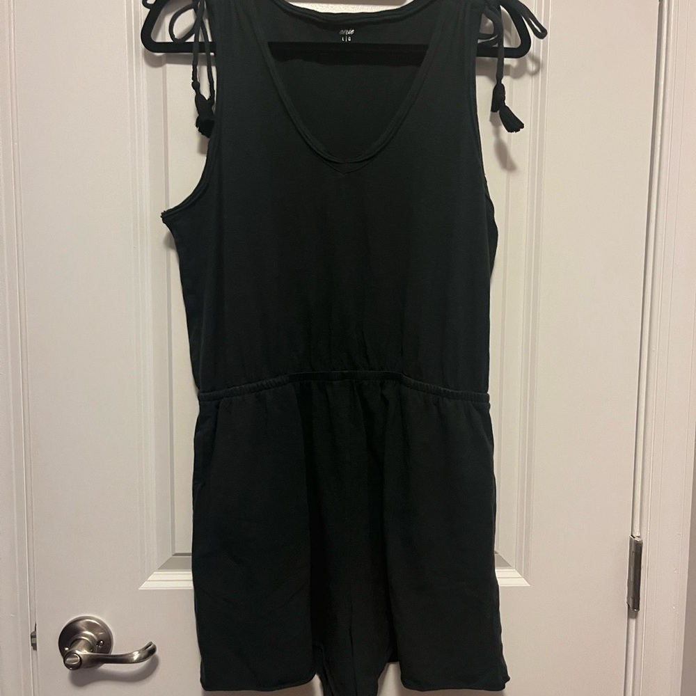 Aerie Romper - size large